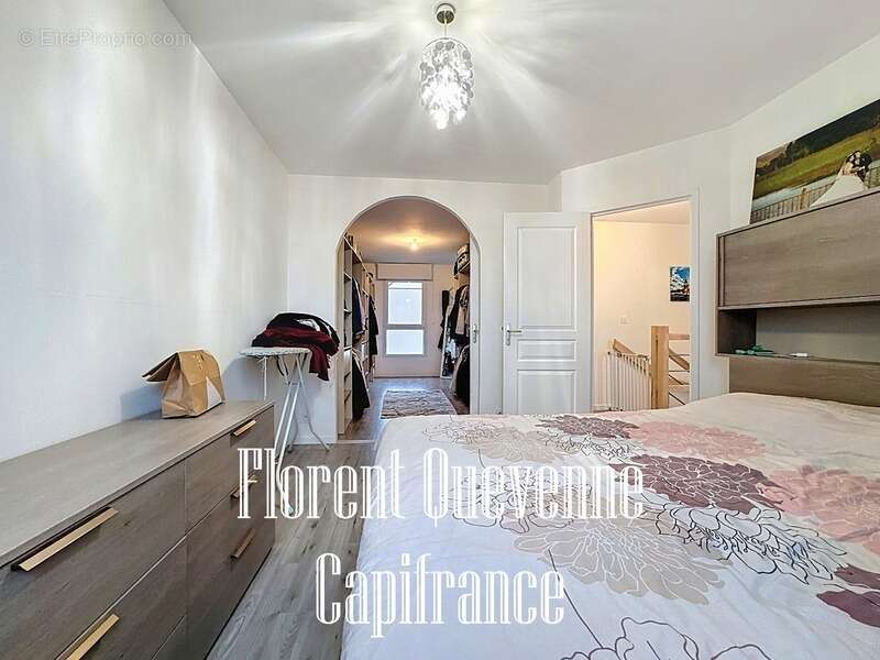 Maison à HUBERT-FOLIE