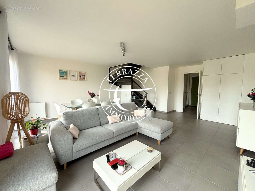 Appartement à LOUVECIENNES