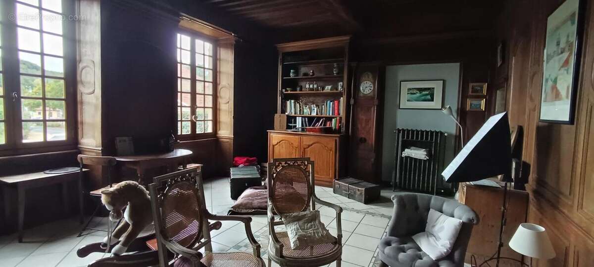 Maison à SAINT-DONAT-SUR-L&#039;HERBASSE