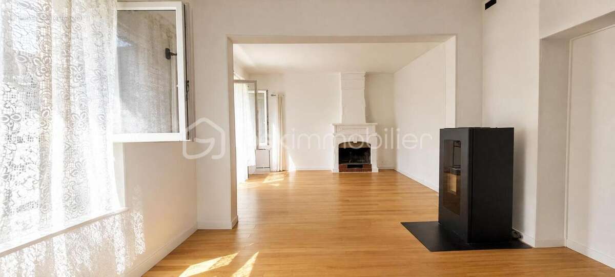Maison 5 pièces • 4 chambres • 102 m² • Terrain 691 m² • Poitiers - photo 2