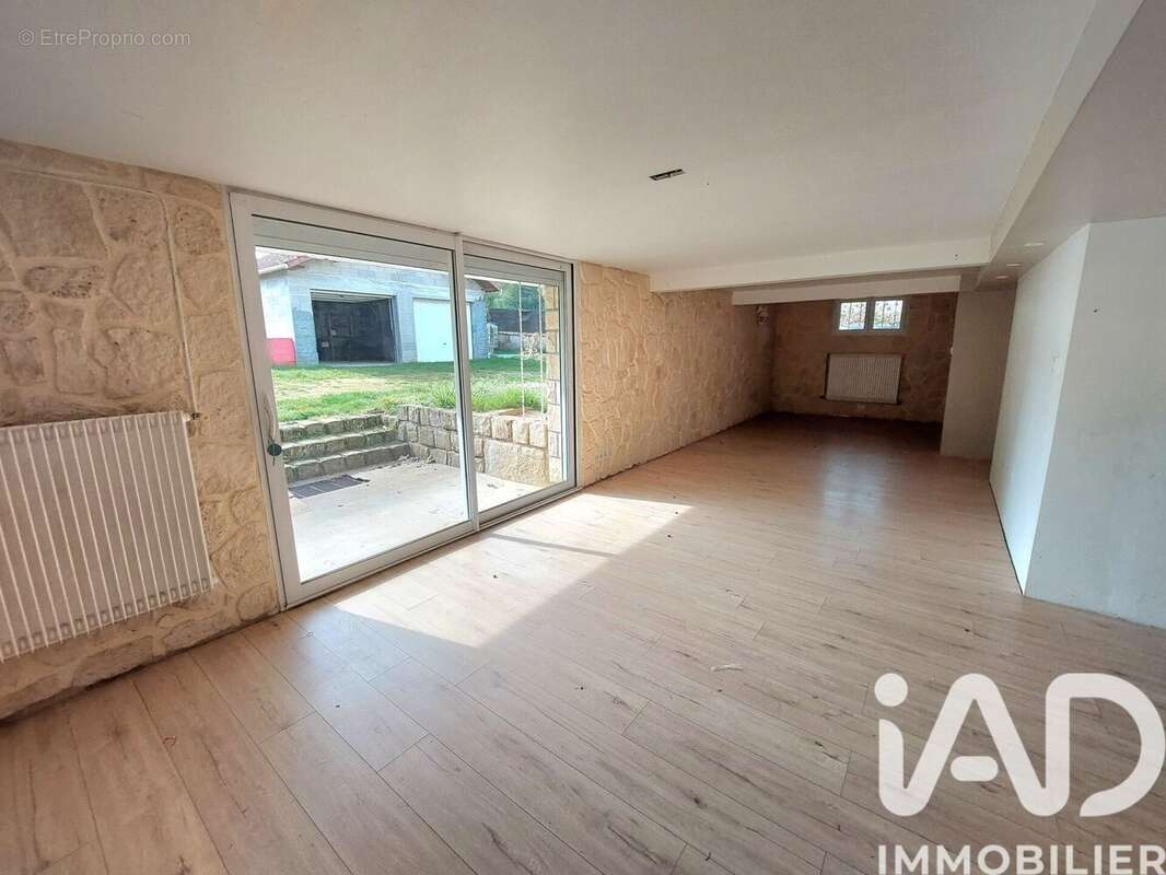 Photo 9 - Maison à SALIGNY