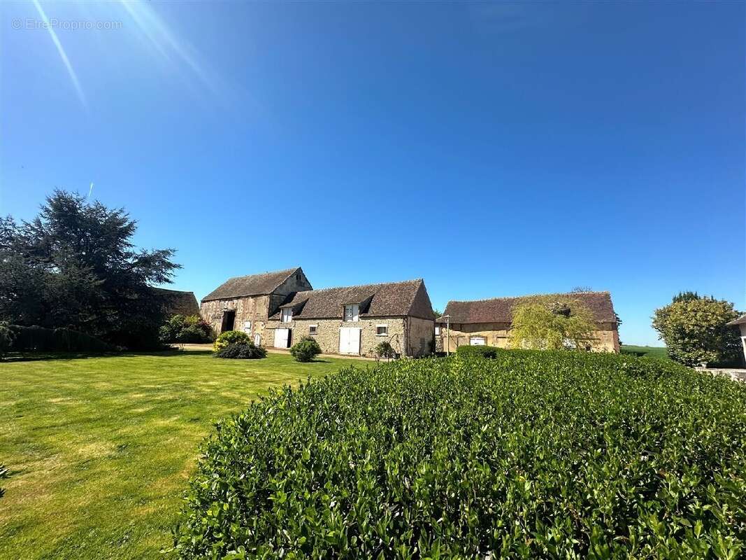 Maison à CRUCEY-VILLAGES
