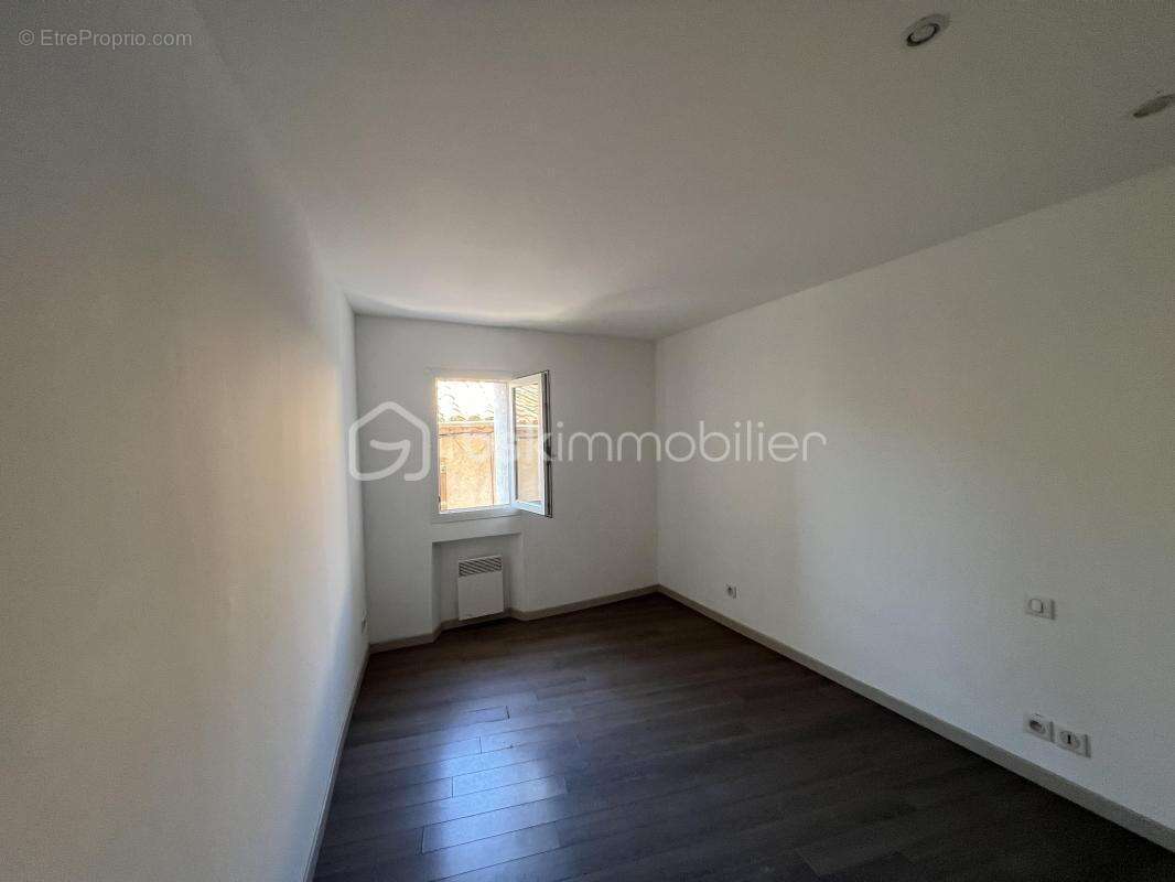 Appartement à FAYENCE
