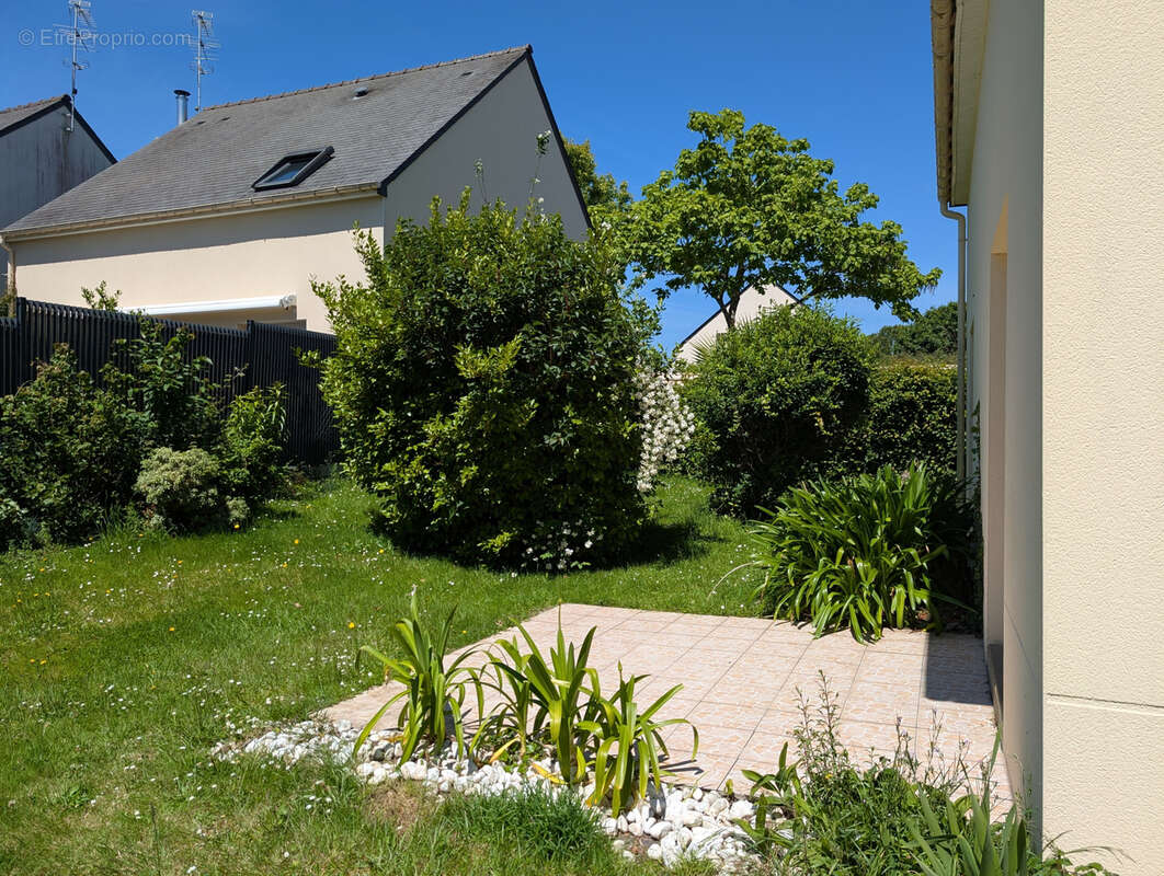 Maison à MEUCON