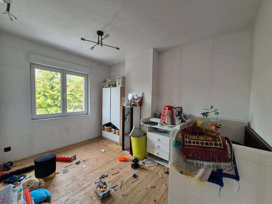 Maison à FRESNES-SUR-ESCAUT