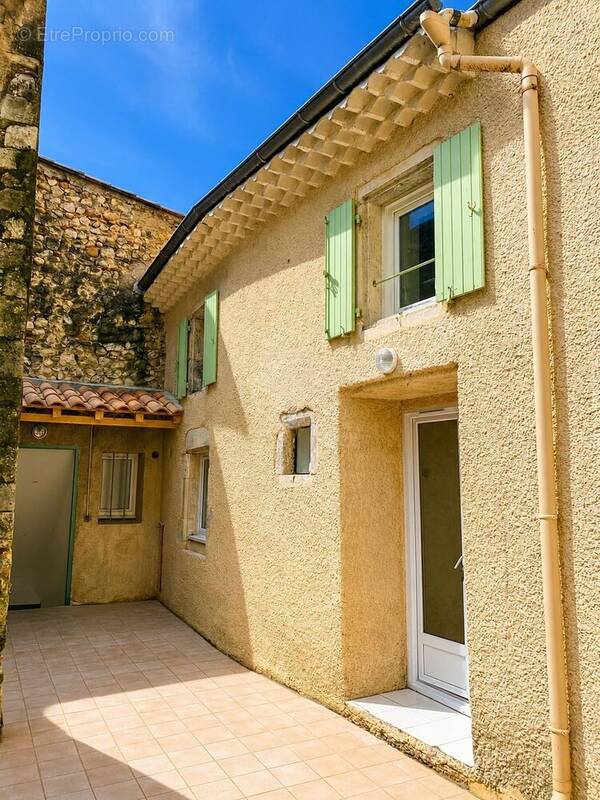 Appartement à DONZERE