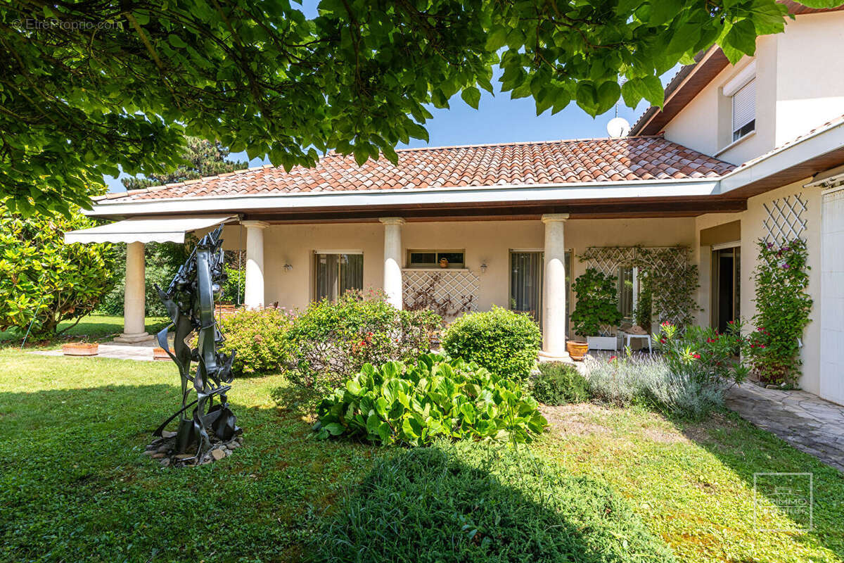 Maison à SAINT-DIDIER-AU-MONT-D'OR