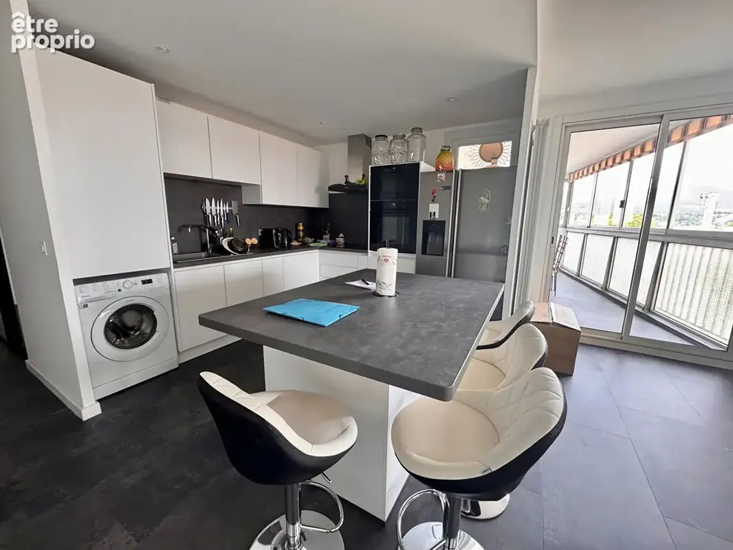 Appartement La Seyne Sur Mer 4 pièce(s) 80 m2 - photo 3