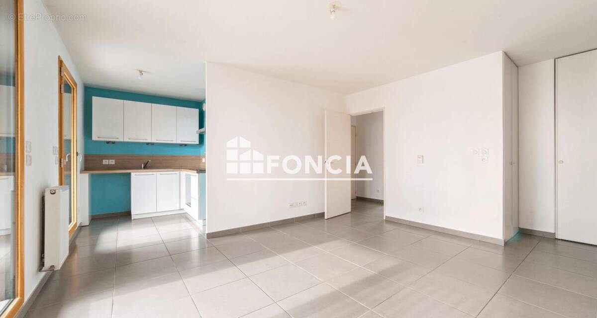 Appartement à LYON-8E