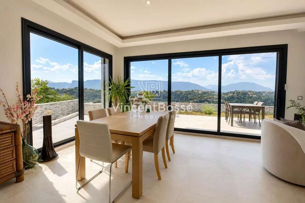 Nice – saint-pancrace – villa 4 pièces 112 m² + 60 m² de sous-sol – terrain 1 200 m² - photo 2