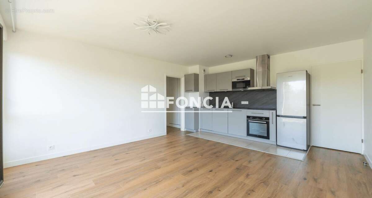 Appartement 3 pièces avec balcon et parking en sous-sol - photo 2