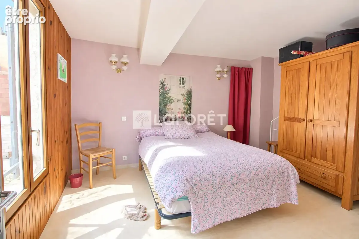 Une maison au c?ur de nanterre, à fort potentiel ! - photo 11