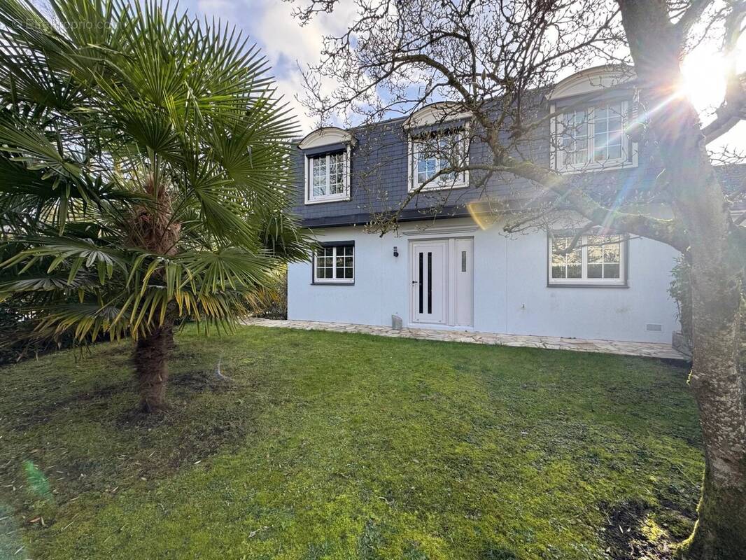 Maison à LE PLESSIS-TREVISE