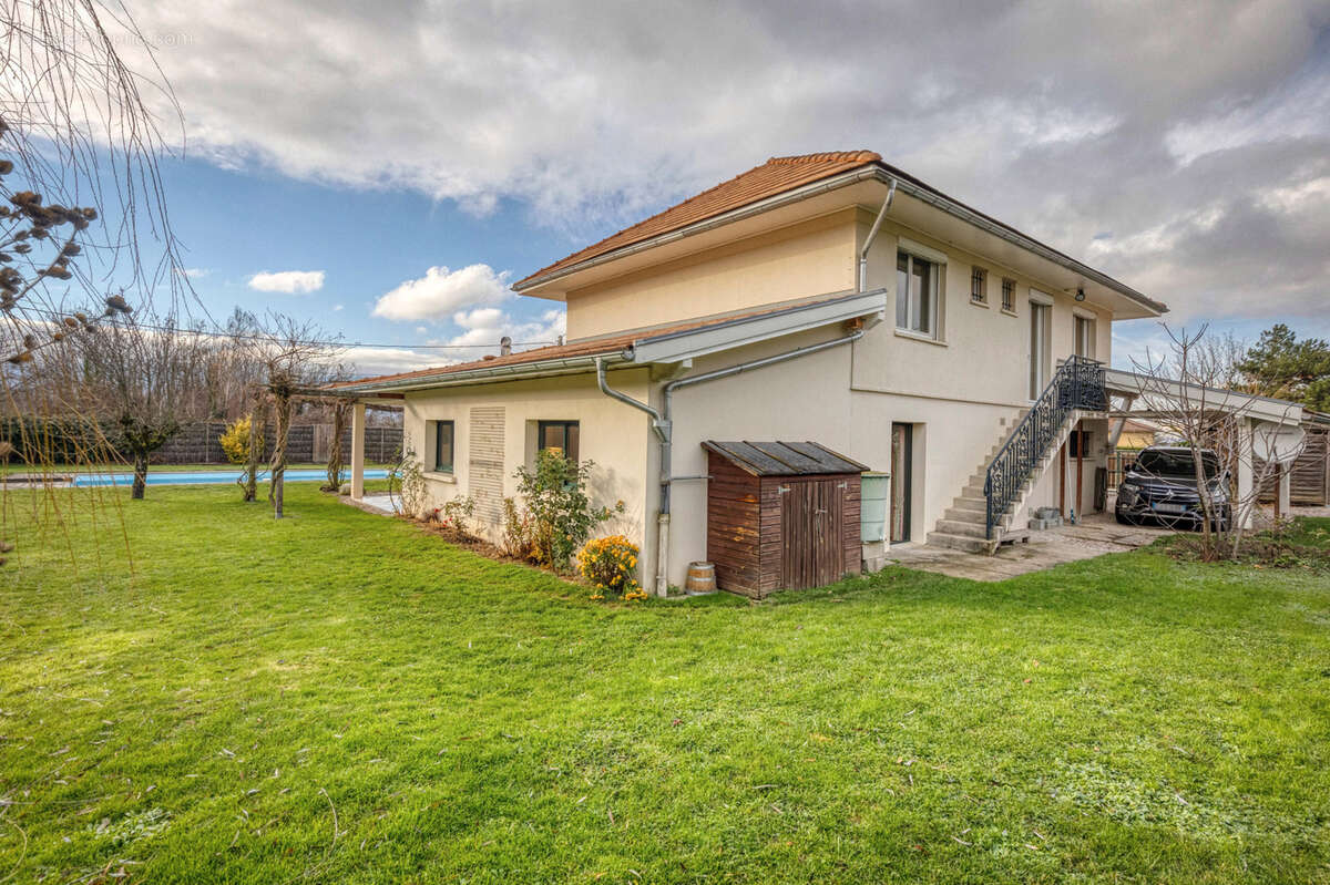Maison à BRIE-ET-ANGONNES