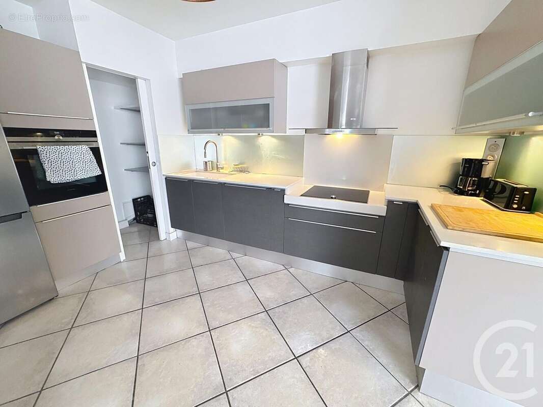 Appartement à LYON-7E