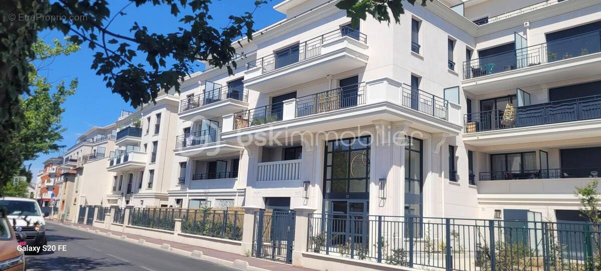 Appartement à SAINT-MAUR-DES-FOSSES