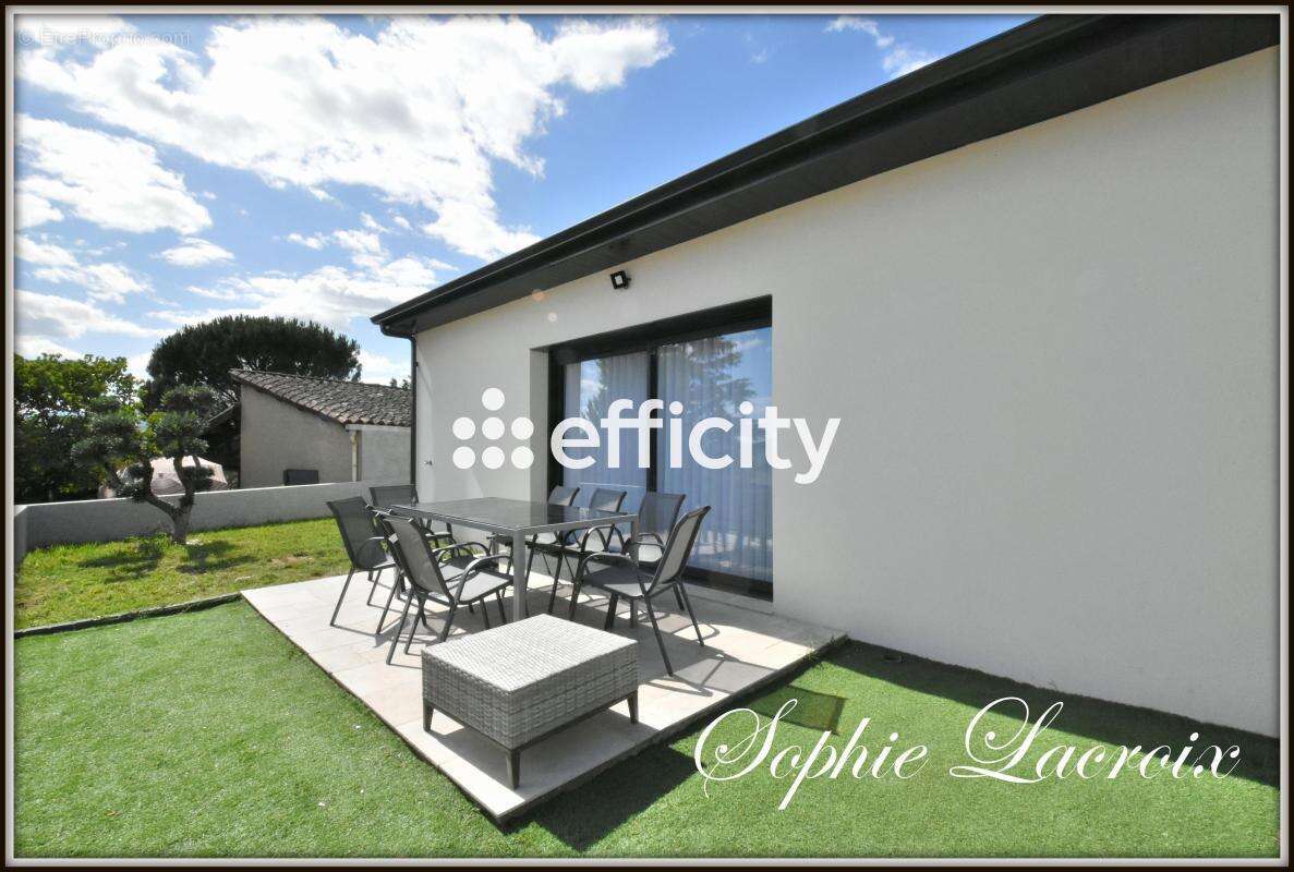 Maison 135 m² à Le Peage-De-Roussillon  - photo 10