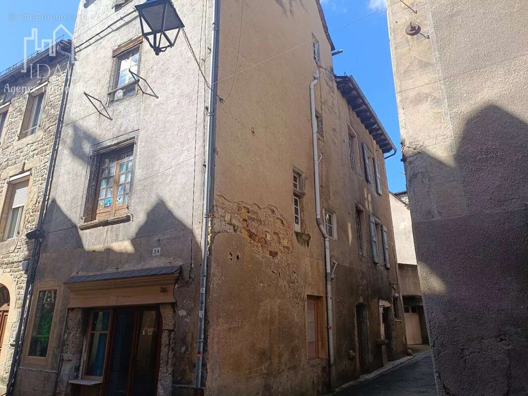 Appartement à MARVEJOLS