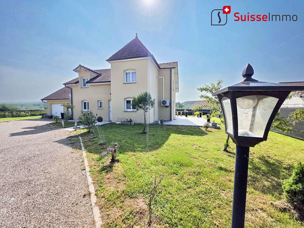 Maison Passavant La Rochere 5 pièce(s) 150 m2 - photo 18