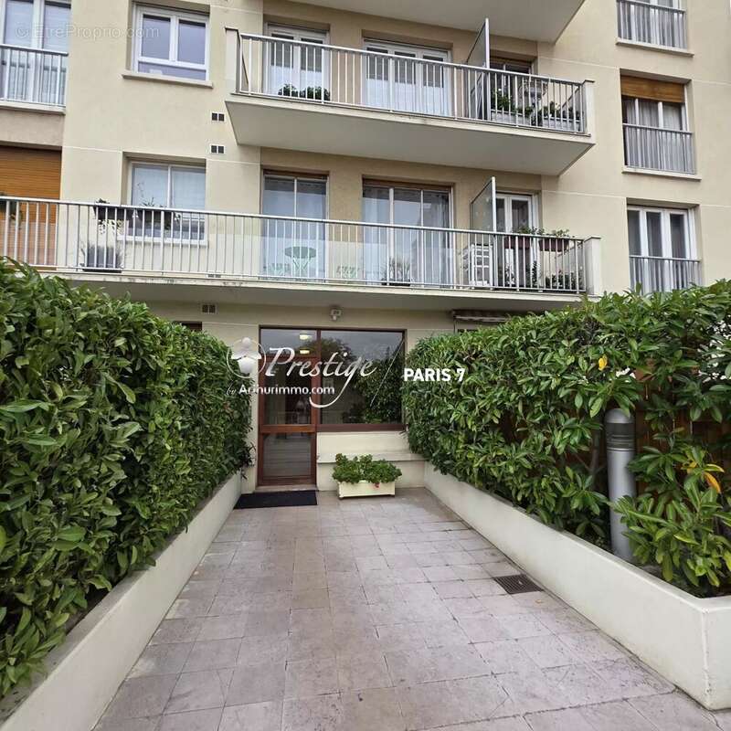 Appartement à RUEIL-MALMAISON