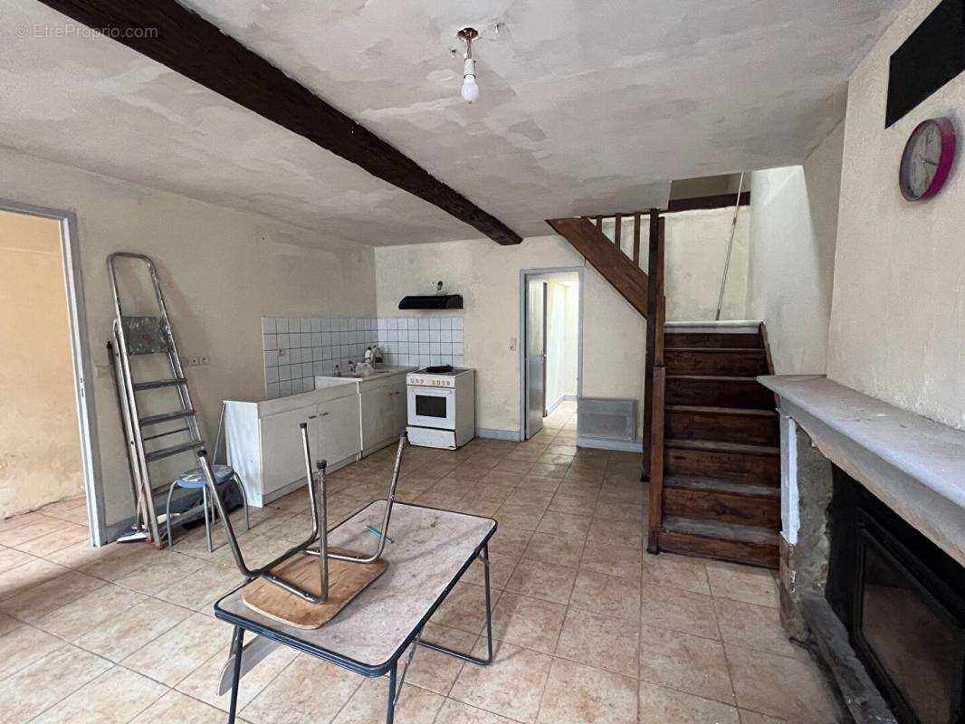 Maison à EPUISAY