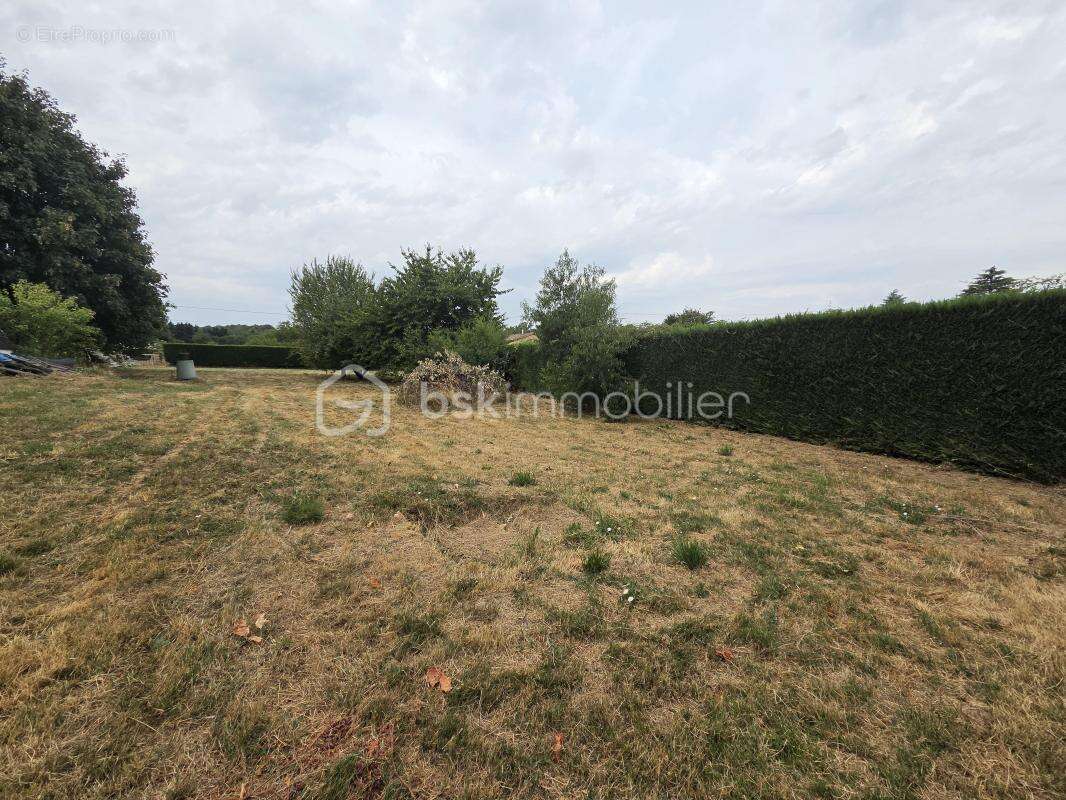 Maison à LIMALONGES