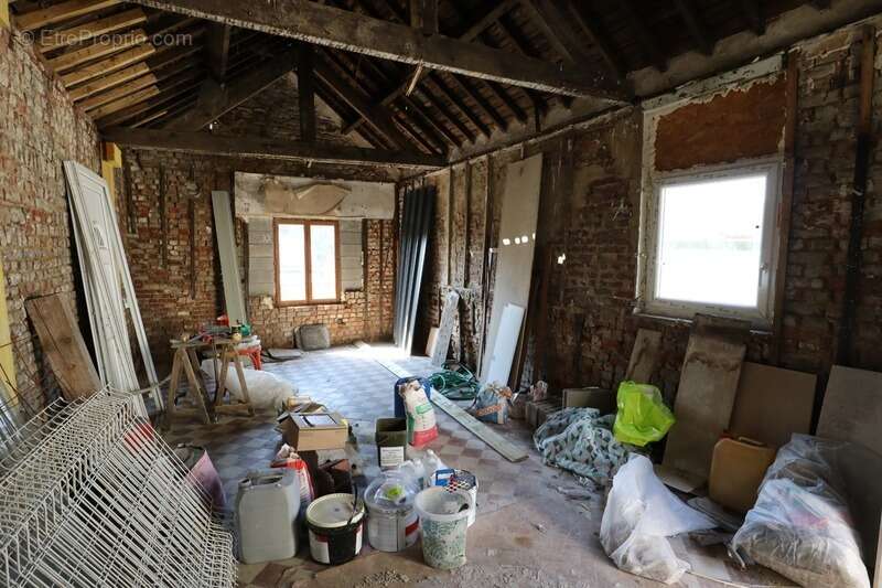 Appartement à FOURMIES