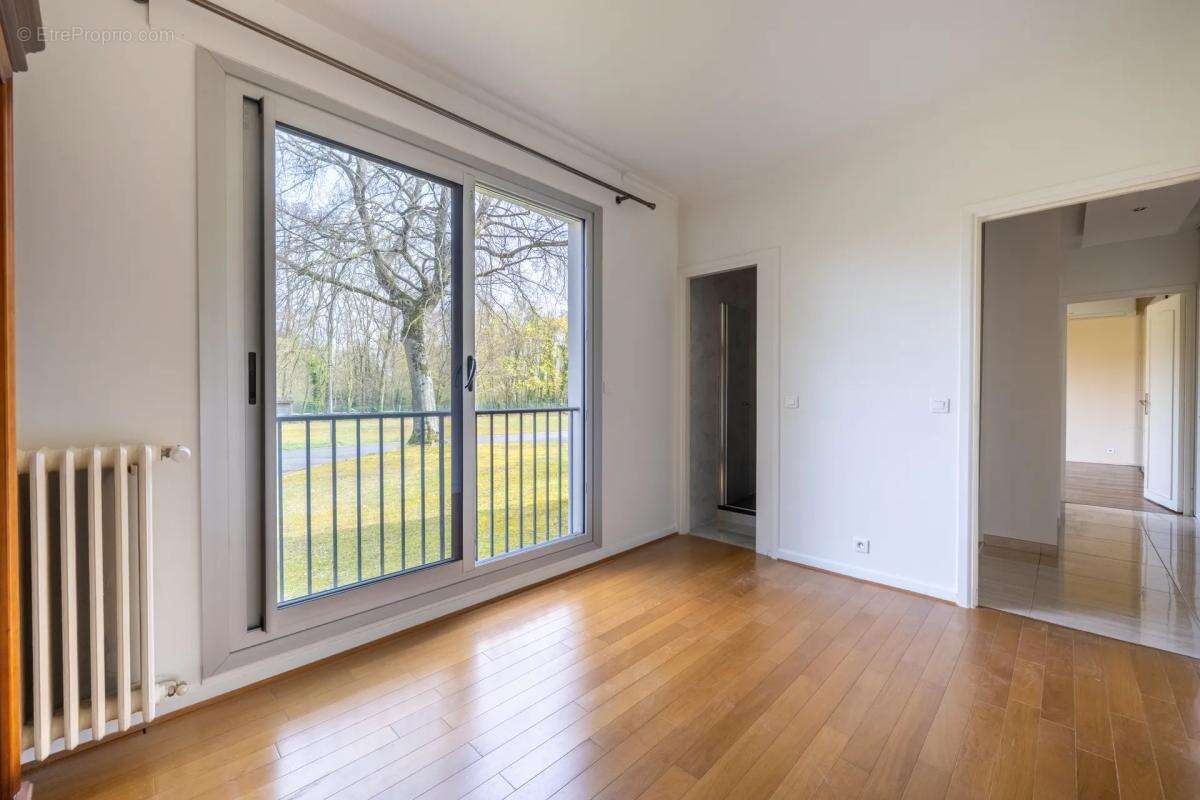 Appartement à GOUVIEUX