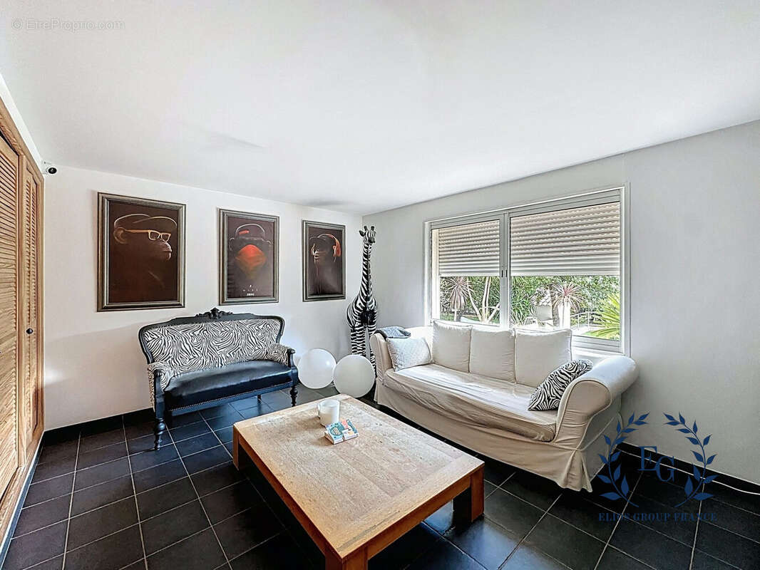 Maison à LA ROQUEBRUSSANNE