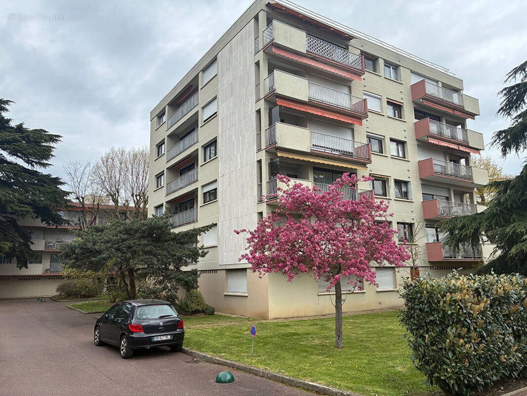 Appartement à ERMONT