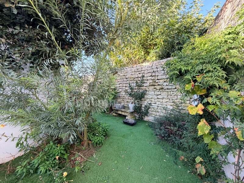 Maison à LE BOIS-PLAGE-EN-RE