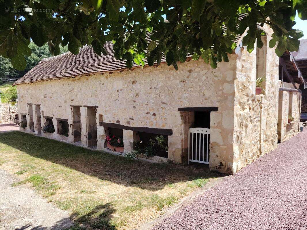 Ancienne abbaye du XIIe siècle - Domaine d'exception avec gi - photo 12