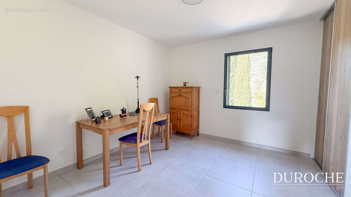 Maison à BUIS-LES-BARONNIES