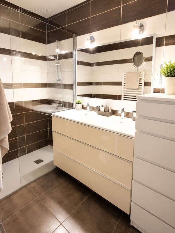 Coup de coeur ! Maison de charme avec jardin, grange et atelier - photo 7