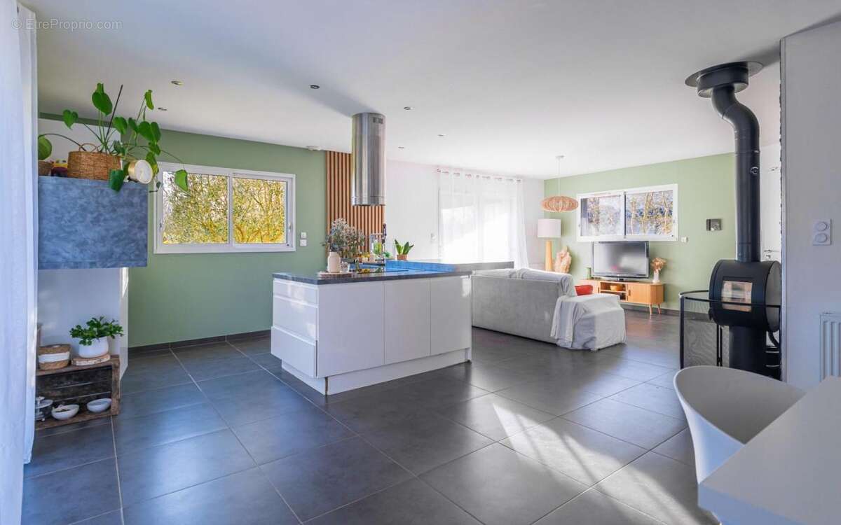 Pavillon  3 chambres- jardin et garage - photo 6