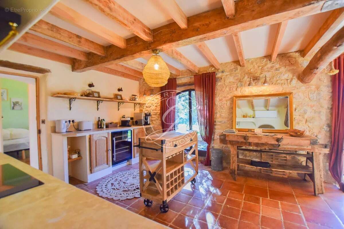 Maison à LORGUES