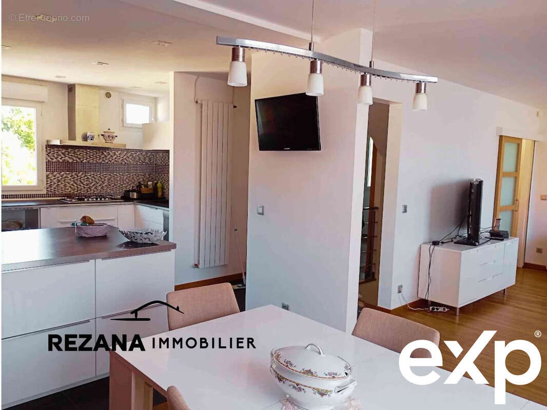 Maison à DAMMARIE-LES-LYS