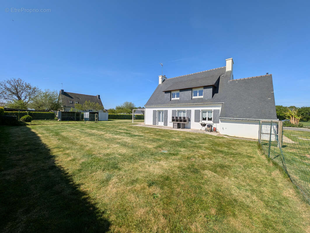 Maison à PONT-SCORFF