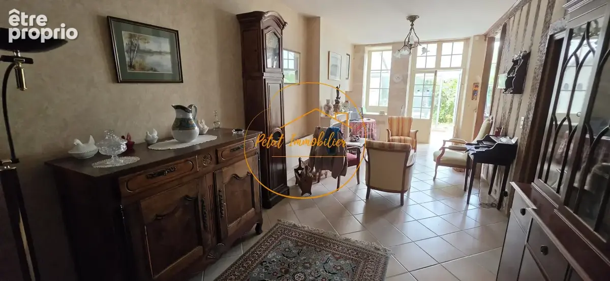 Maison familiale avec jardin, dépendance et beaux volumes - photo 3