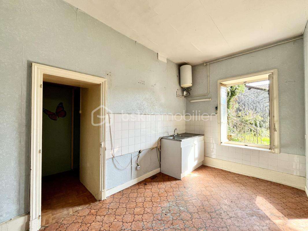 Appartement à CRECHES-SUR-SAONE