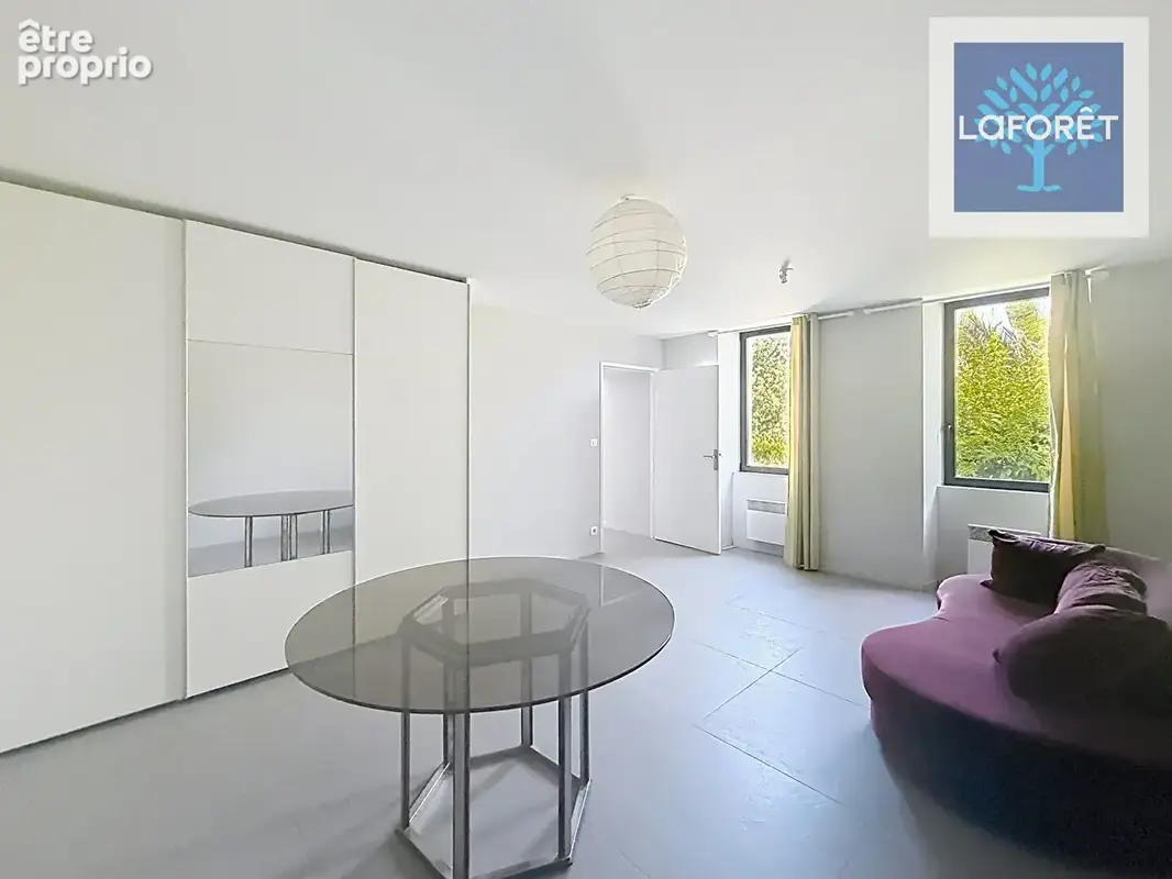 Propriété de caractère avec piscine, grange et plus de 5 hectares de terrain - photo 5