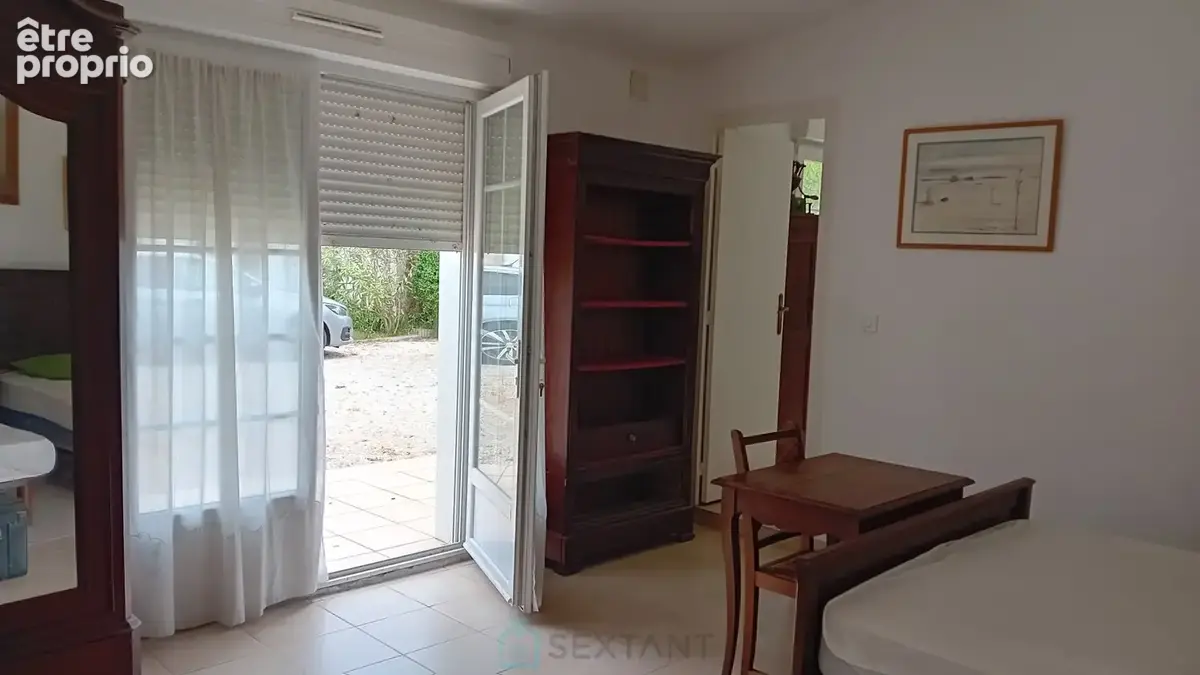 Grande maison familiale de  6 chambres sur 1200 m² de terrain avec piscine - photo 17