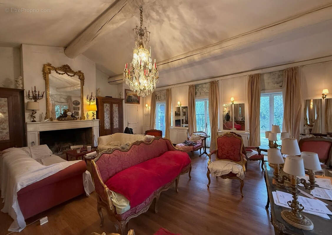 Maison à CAVEIRAC