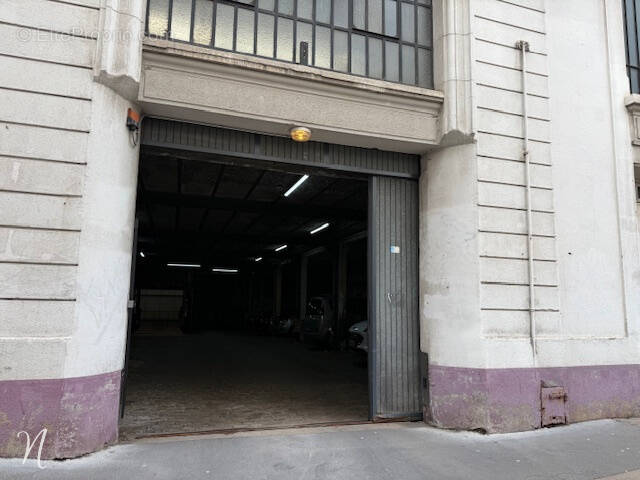 Parking à SAINT-ETIENNE