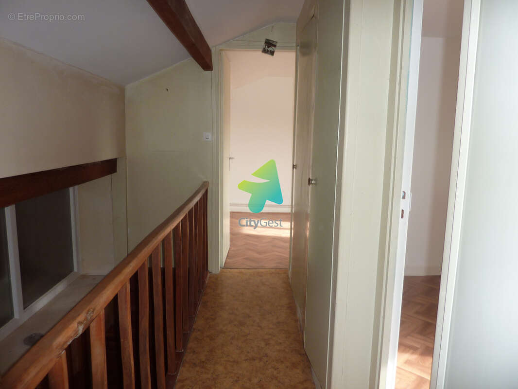 Maison proche centre-ville - photo 11