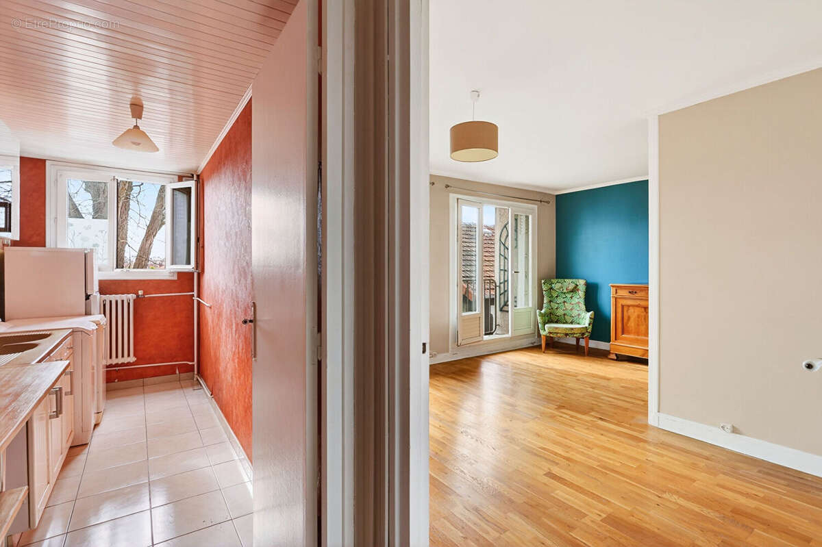 Appartement à COLOMBES