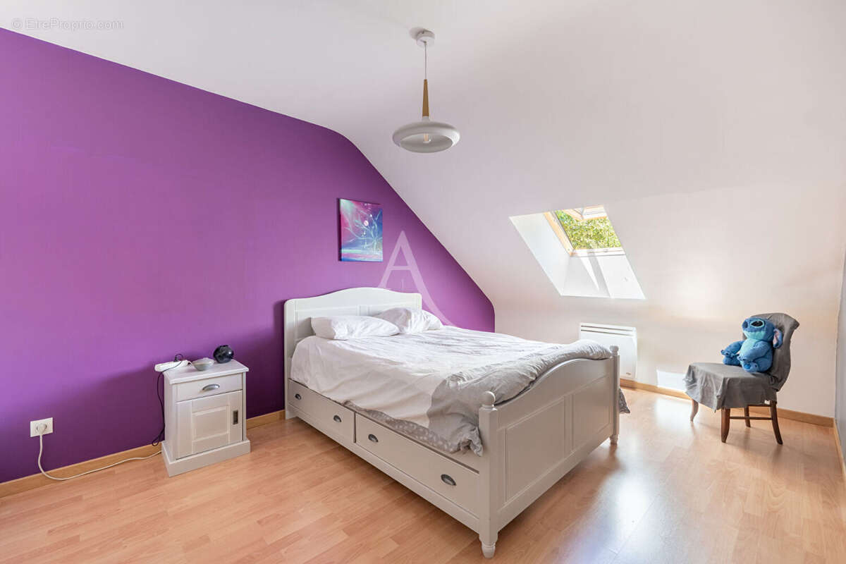 Maison Conflans 112m² habitables et 96 m² Carrez. - photo 10