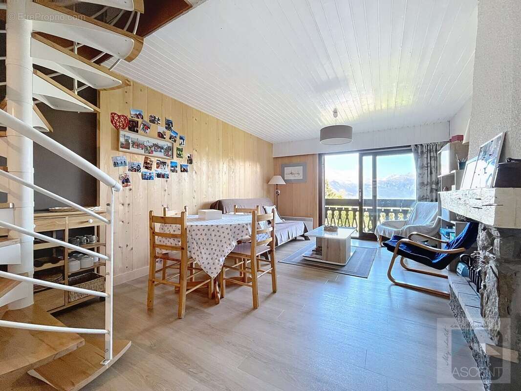 Appartement à COMBLOUX