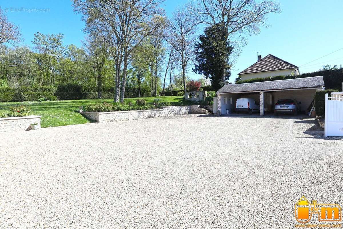 Maison à MEREVILLE