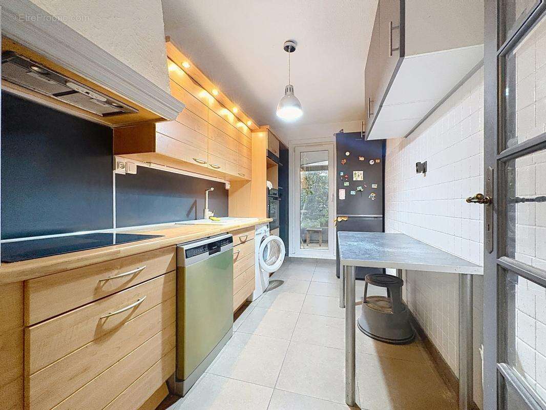 Appartement à MARSEILLE-12E
